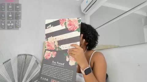 Snapshot of saray_mardez chatting on September 9, 2025, 12:15 pm Saray Mardez online show from September 9, 2025, 12:15 pm