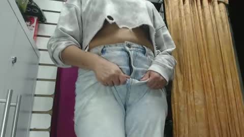 mery online show from February 3, 2025, 7:10 pm