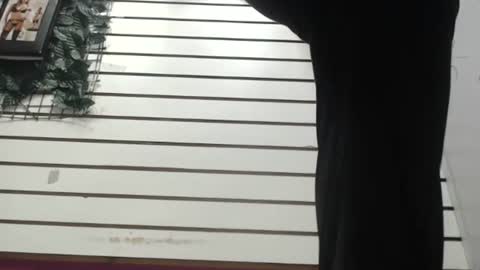 mery online show from December 3, 2025, 6:17 pm