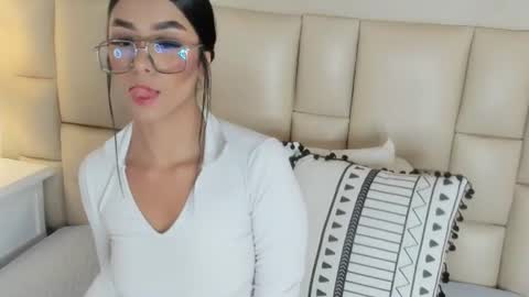 Snapshot of sarit_ chatting on June 30, 2026, 8:10 pm sarit_ online show from June 30, 2026, 8:10 pm