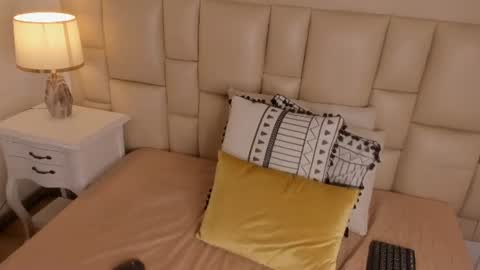 Snapshot of sarit_ chatting on July 5, 2026, 7:43 pm sarit_ online show from July 5, 2026, 7:43 pm