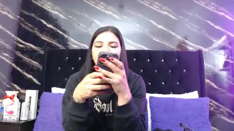 Sara online show from April 18, 2026, 12:36 am