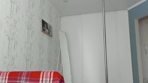 Snapshot of sasha_bell_ chatting on December 9, 2024, 6:12 am Sasha online show from December 9, 2024, 6:12 am