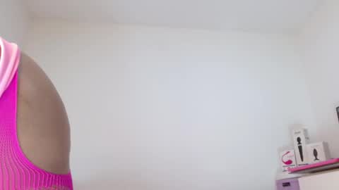 Snapshot of sasha_creamy chatting on February 27, 2025, 5:13 am Sasha Creamy online show from February 27, 2025, 5:13 am