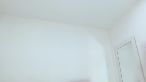 Snapshot of sasha_creamy chatting on November 25, 2025, 2:44 am Sasha Creamy online show from November 25, 2025, 2:44 am