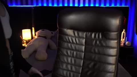 Snapshot of sasha_exclusive chatting on February 22, 2025, 8:42 pm Sasha Exclusive online show from February 22, 2025, 8:42 pm