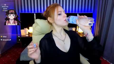 Snapshot of sasha_exclusive chatting on October 20, 2025, 7:03 pm Sasha Exclusive online show from October 20, 2025, 7:03 pm