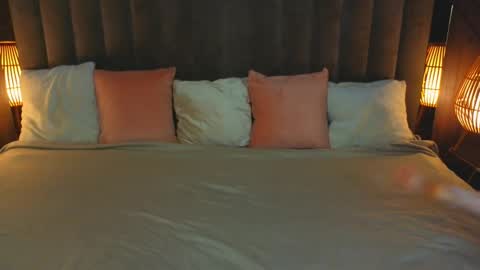 Snapshot of sasha_exclusive chatting on October 22, 2025, 1:22 pm Sasha Exclusive online show from October 22, 2025, 1:22 pm