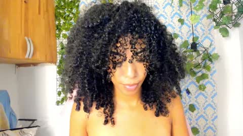 Snapshot of sasha_fox0 chatting on December 29, 2024, 11:18 pm emy online show from December 29, 2024, 11:18 pm