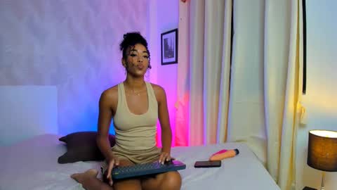 Snapshot of sasha_fox0 chatting on March 8, 2025, 6:43 am emy online show from March 8, 2025, 6:43 am