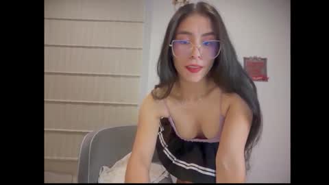 sasha_jonne online show from February 3, 2026, 1:37 am