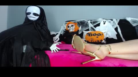 sasha start online show from October 19, 2025, 9:43 am