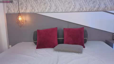 Sasha online show from April 15, 2026, 7:58 pm