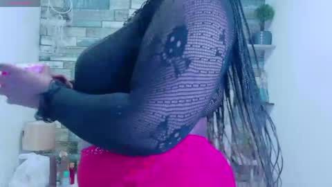 Snapshot of sashafoxy_ chatting on April 15, 2026, 2:02 pm sashafoxy_ online show from April 15, 2026, 2:02 pm