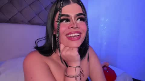 selene  online show from February 17, 2025, 9:08 pm