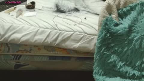 Snapshot of sasharosee2 chatting on October 17, 2025, 12:19 pm S A S H A R O S E online show from October 17, 2025, 12:19 pm