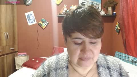 Snapshot of sasharosee2 chatting on October 18, 2025, 1:01 pm S A S H A R O S E online show from October 18, 2025, 1:01 pm