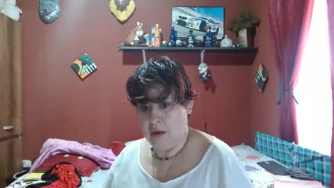 Snapshot of sasharosee2 chatting on December 17, 2025, 12:55 pm S A S H A R O S E online show from December 17, 2025, 12:55 pm