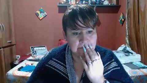 Snapshot of sasharosee2 chatting on January 7, 2026, 12:07 pm S A S H A R O S E online show from January 7, 2026, 12:07 pm