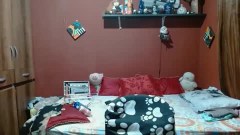 Snapshot of sasharosee2 chatting on February 3, 2026, 12:21 pm S A S H A R O S E online show from February 3, 2026, 12:21 pm