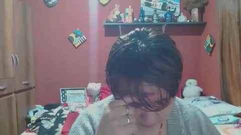 Snapshot of sasharosee2 chatting on February 4, 2026, 12:22 pm S A S H A R O S E online show from February 4, 2026, 12:22 pm