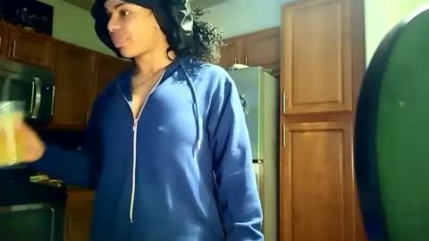 Snapshot of sashastrokes chatting on November 27, 2025, 7:16 pm MISTRESS STROKES online show from November 27, 2025, 7:16 pm