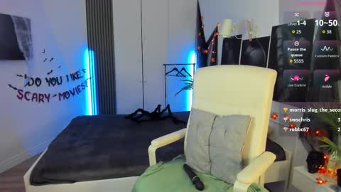 Snapshot of sashasunlight chatting on October 29, 2025, 2:41 pm Sasha online show from October 29, 2025, 2:41 pm