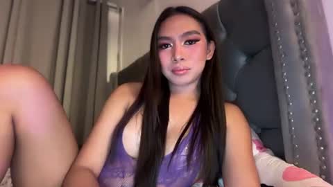 Snapshot of sashaswan69 chatting on November 7, 2025, 8:14 am Sasha online show from November 7, 2025, 8:14 am