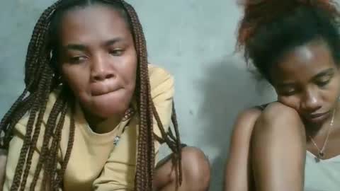 Snapshot of sasivia08 chatting on February 3, 2026, 6:22 am sasivia08 online show from February 3, 2026, 6:22 am