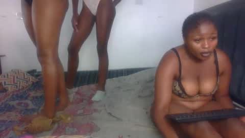 Snapshot of sassie_d chatting on December 15, 2025, 9:52 pm sassie_d online show from December 15, 2025, 9:52 pm