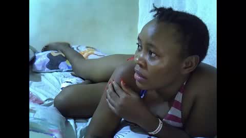 sassy_bella online show from April 13, 2026, 6:24 pm