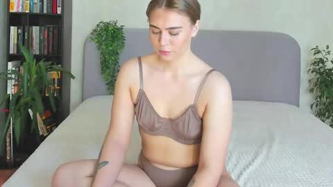 Sassy online show from October 11, 2025, 7:07 am