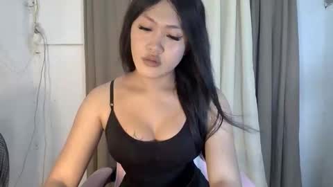 Snapshot of sassy_jenny8 chatting on April 15, 2026, 7:26 am sassy_jenny8 online show from April 15, 2026, 7:26 am
