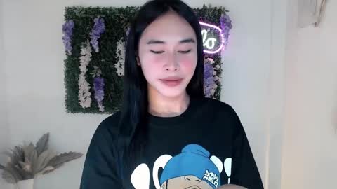 Snapshot of sassy_stella chatting on March 10, 2025, 5:07 pm sassy_stella online show from March 10, 2025, 5:07 pm