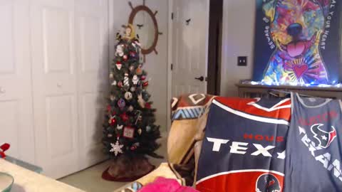 Snapshot of sassybeaver chatting on January 12, 2025, 5:24 am Trish online show from January 12, 2025, 5:24 am