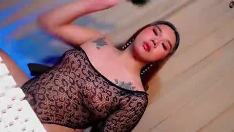 Snapshot of sassyffyra69 chatting on December 1, 2025, 11:54 pm MARIO LABO online show from December 1, 2025, 11:54 pm