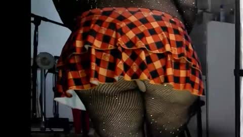 sassylatin45 online show from March 15, 2026, 12:38 am