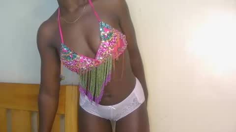 sexxy one online show from July 17, 2026, 12:28 am