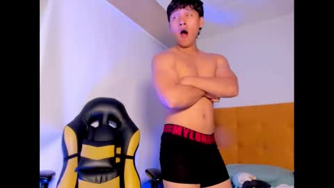 Snapshot of sasuke_uchiha12 chatting on February 1, 2025, 7:13 pm Evans Williams online show from February 1, 2025, 7:13 pm