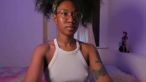 Snapshot of saturno_vibes chatting on February 24, 2025, 11:32 am saturno_vibes online show from February 24, 2025, 11:32 am