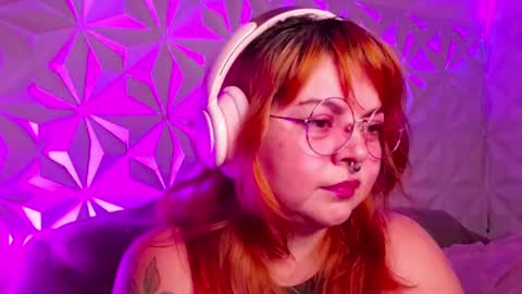 Gina George online show from September 15, 2025, 10:43 pm