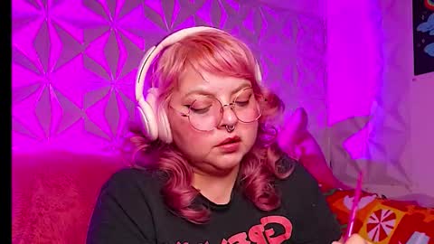 Gina George online show from January 6, 2026, 1:20 am