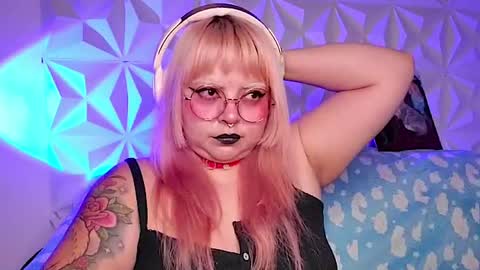 Gina George online show from April 30, 2026, 11:53 pm