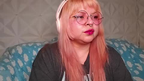 Gina George online show from May 9, 2026, 12:49 am