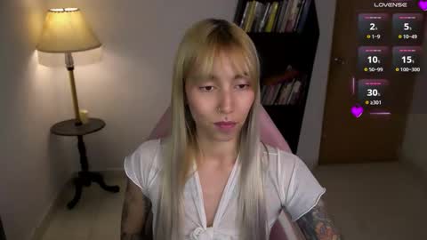 Snapshot of saucy_jenn1 chatting on February 28, 2026, 3:40 am I AM JENN online show from February 28, 2026, 3:40 am