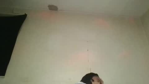 Snapshot of saucy_shanice chatting on October 27, 2025, 10:25 pm Shaniiice online show from October 27, 2025, 10:25 pm