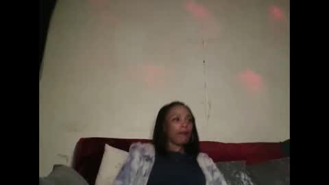 Snapshot of saucy_shanice chatting on November 11, 2025, 12:32 am Shaniiice online show from November 11, 2025, 12:32 am