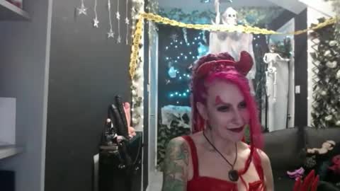 SaucySky online show from October 24, 2025, 7:43 pm