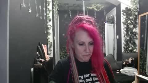 SaucySky online show from November 25, 2025, 12:54 am