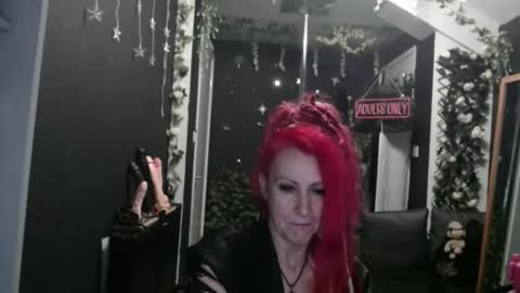 Snapshot of saucysky chatting on February 15, 2026, 7:51 am SaucySky online show from February 15, 2026, 7:51 am